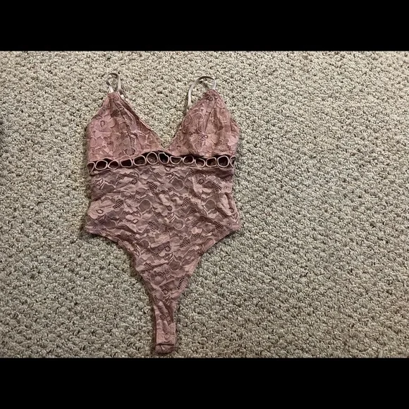 Bodysuits - Picture 1 of 3